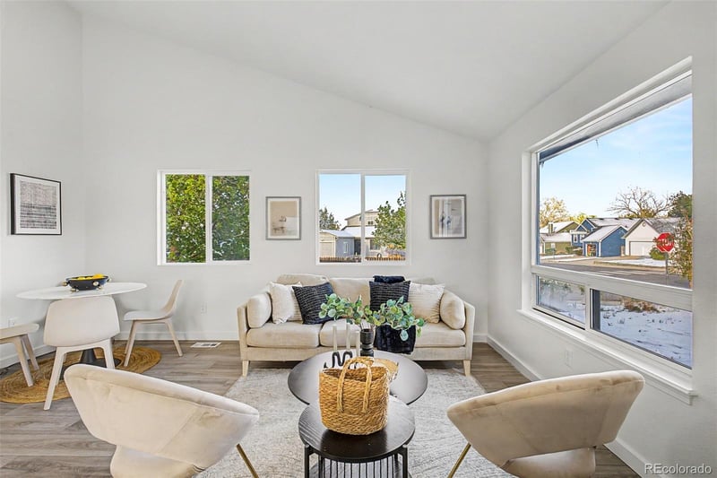 17391 Layton Dr, Aurora, CO 80015