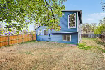 17391 Layton Dr, Aurora, CO 80015