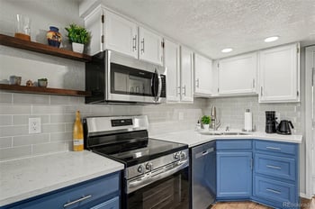 1885 Quebec Way #B24, Denver, CO 80231