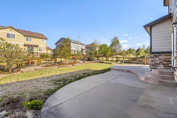26070 Davies Dr, Aurora, CO 80016