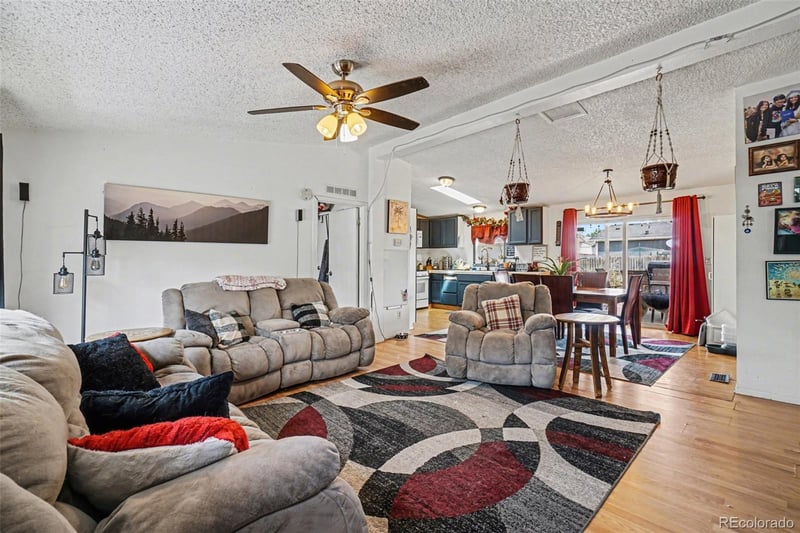 1101 Lantern Dr, Fort Lupton, CO 80621