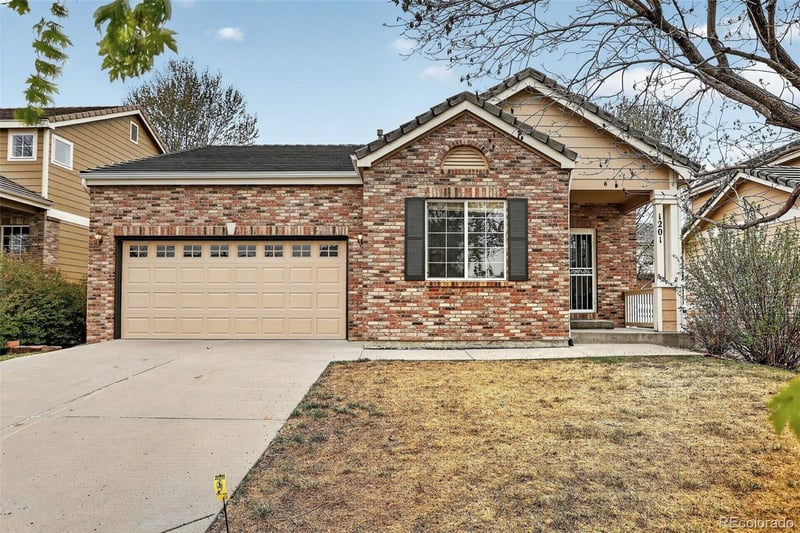 1201 Fultondale Ct, Aurora, CO 80018