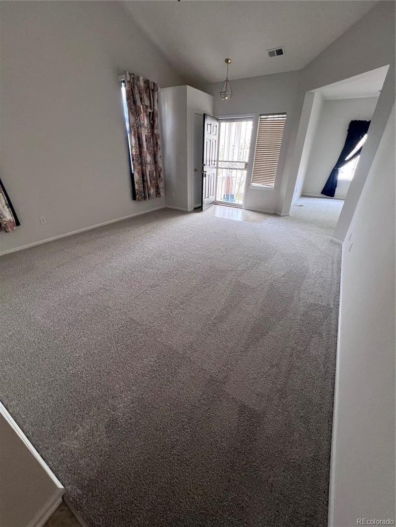 1201 Fultondale Ct, Aurora, CO 80018