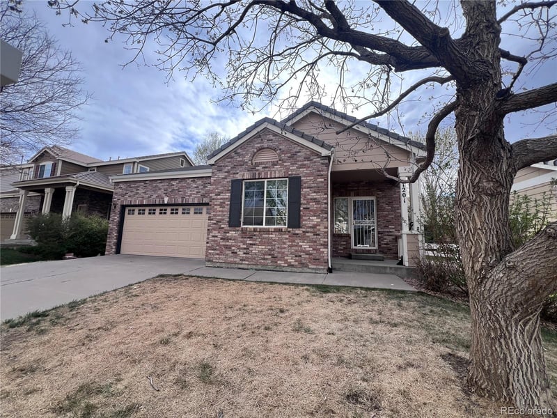 1201 Fultondale Ct, Aurora, CO 80018