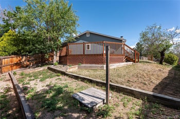 18622 Kent Dr, Aurora, CO 80013
