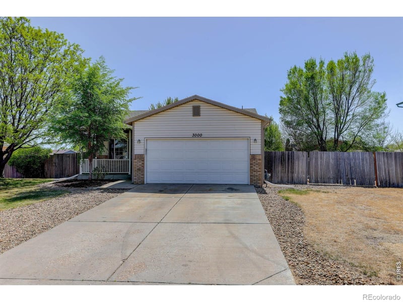 3000 Swan Point Ct, Evans, CO 80620