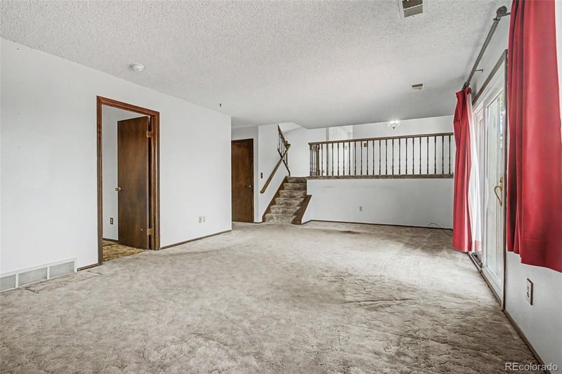9491 Jewell Pl, Lakewood, CO 80227