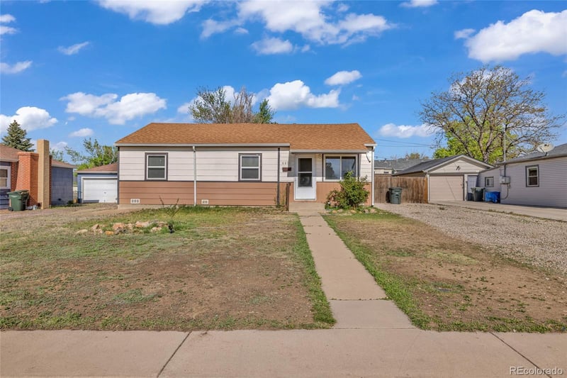 8891 Race St, Thornton, CO 80229