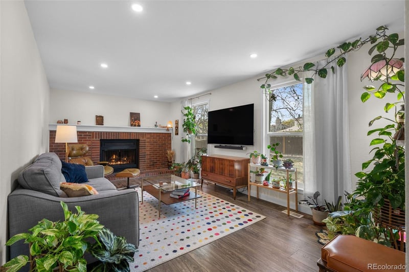 15083 43rd Ave, Denver, CO 80239