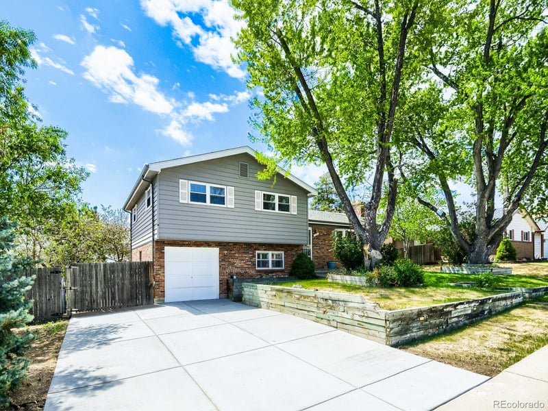 482 Melody Dr, Northglenn, CO 80260