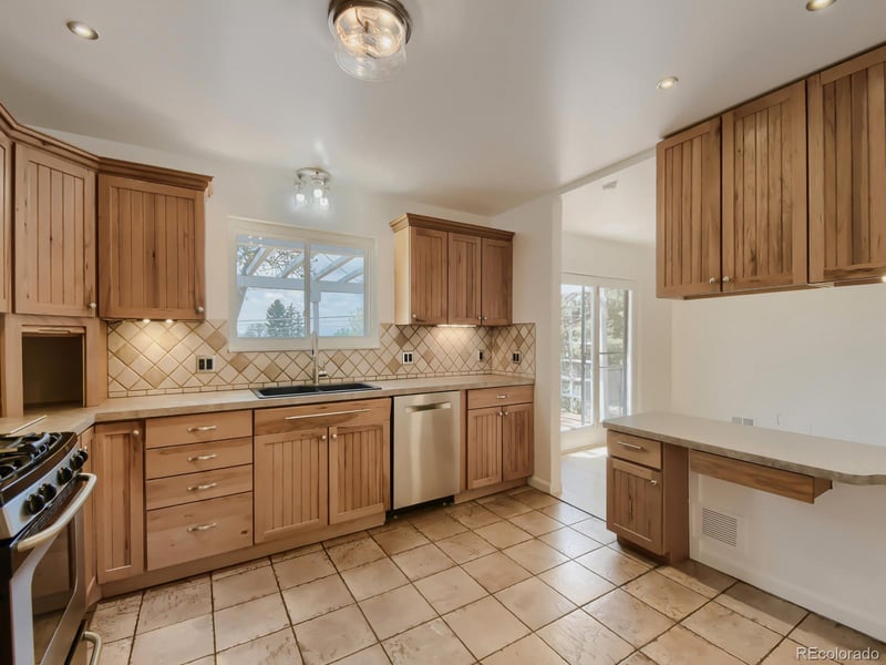 482 Melody Dr, Northglenn, CO 80260