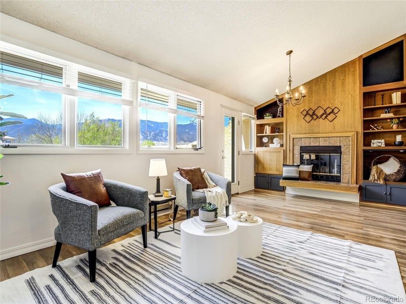 518 Observatory Dr, Colorado Springs, CO 80904