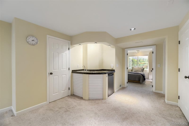 4225 Cherryhurst Ct, Highlands Ranch, CO 80126