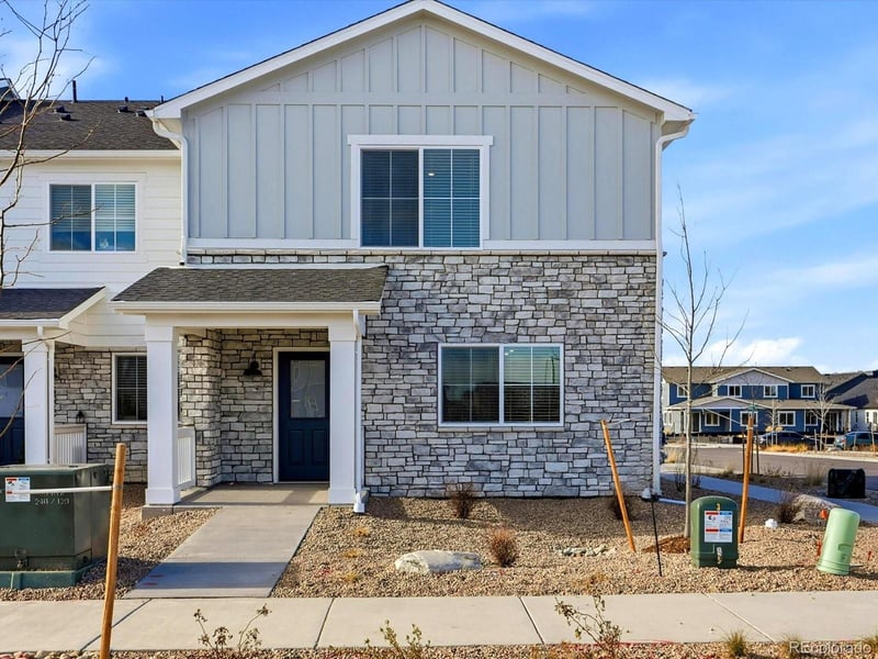 6545 Nepal St, Aurora, CO 80019