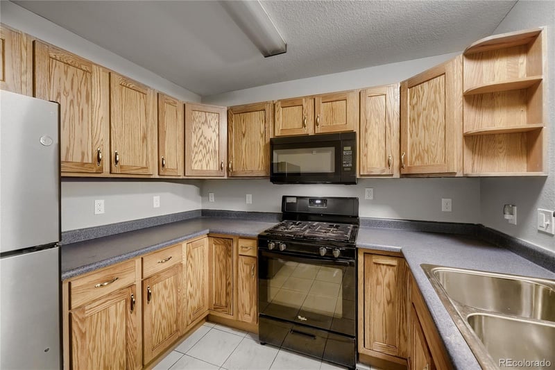 2155 Baltic Pl, Englewood, CO 80110