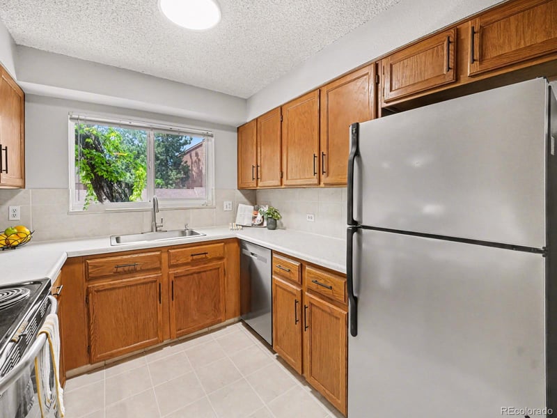 222 Wright St #206, Lakewood, CO 80228