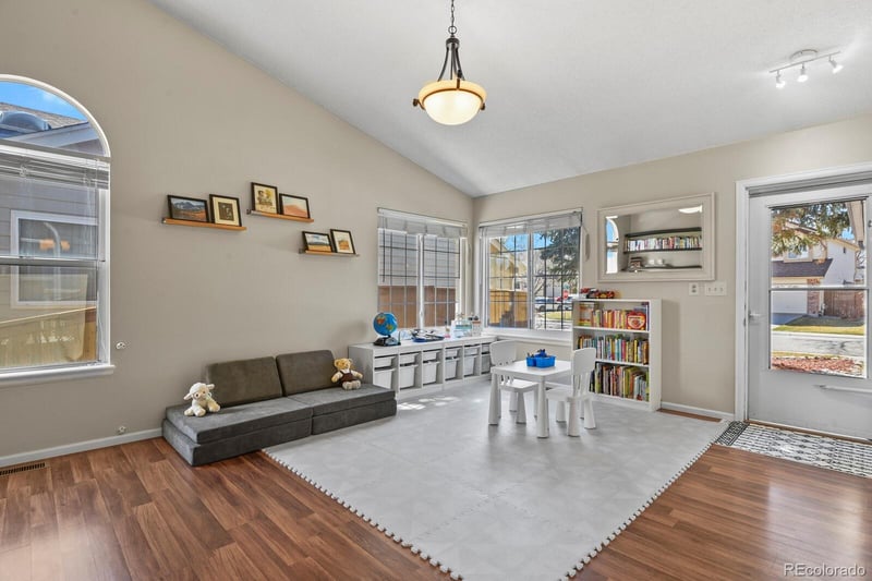 9567 Cordova Dr, Highlands Ranch, CO 80130