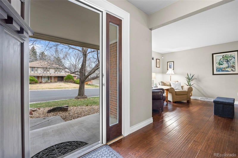 10866 E Berry Ave, Englewood, CO 80111