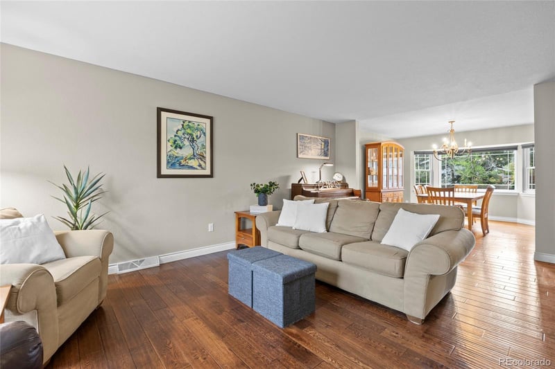 10866 E Berry Ave, Englewood, CO 80111