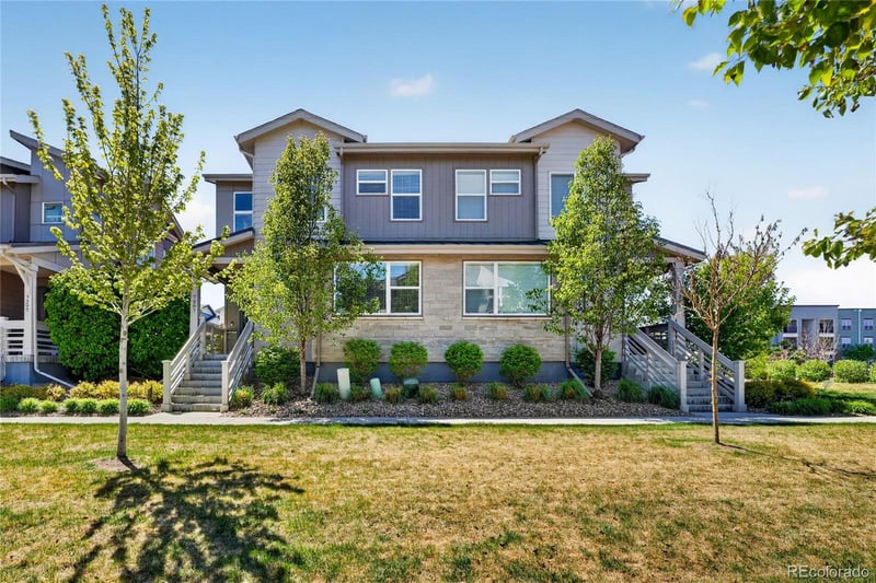 7287 Adriatic Cir, Lakewood, CO 80227
