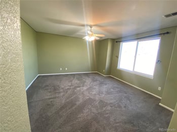 407 Ivory Cir, Aurora, CO 80011