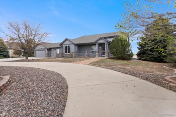 49240 Antelope Dr, Bennett, CO 80102