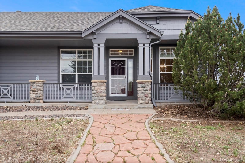 49240 Antelope Dr, Bennett, CO 80102