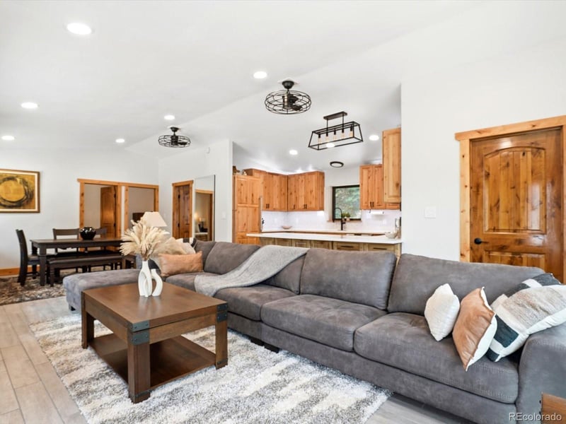 28084 Meadow Trl, Conifer, CO 80433