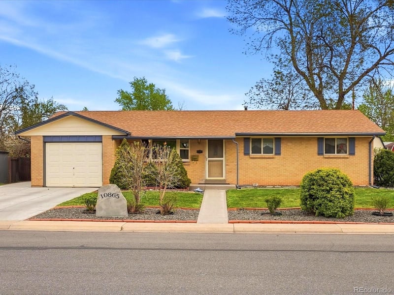 10865 68th Ave, Arvada, CO 80004