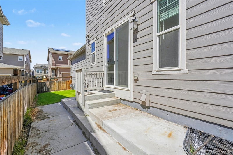 4328 Nepal Ct, Centennial, CO 80015