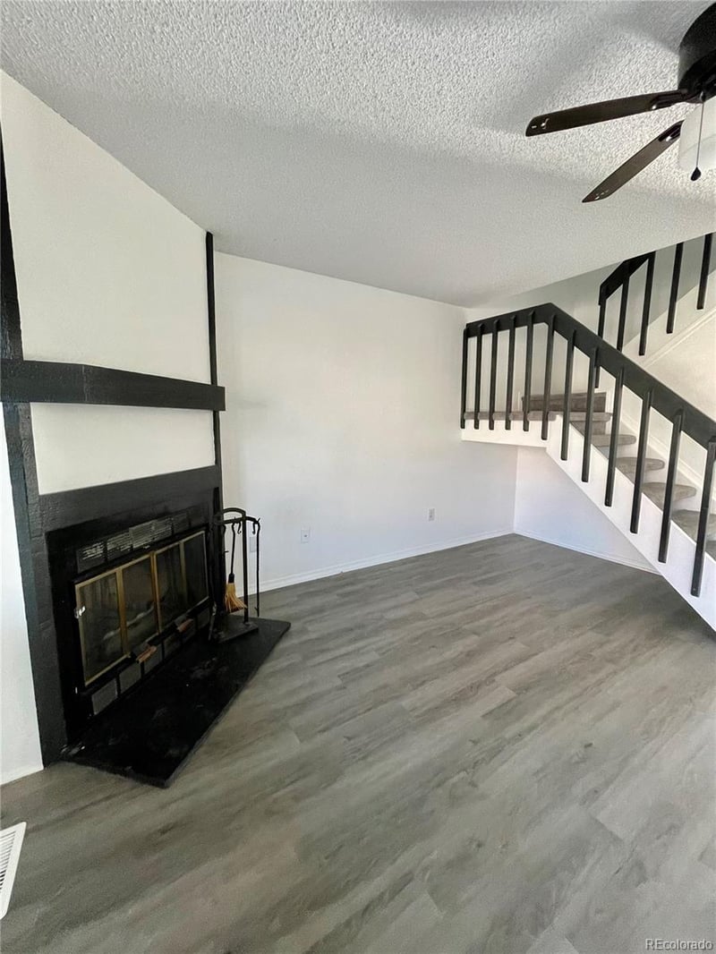 17437 Rice Cir #B, Aurora, CO 80015