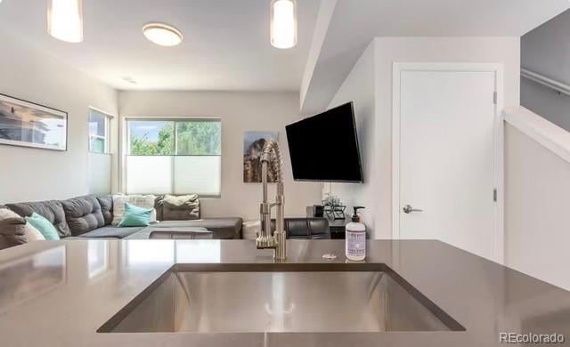 1014 Depew St, Lakewood, CO 80214