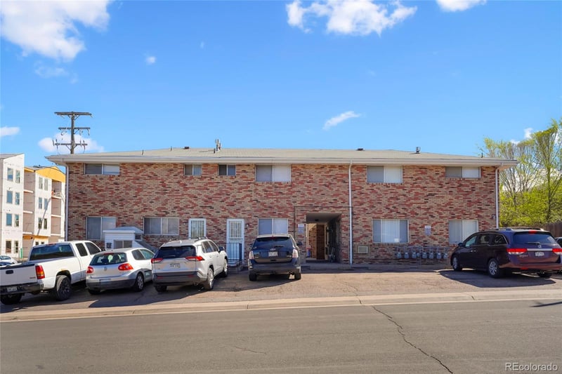 5511 Delaware St, Littleton, CO 80120