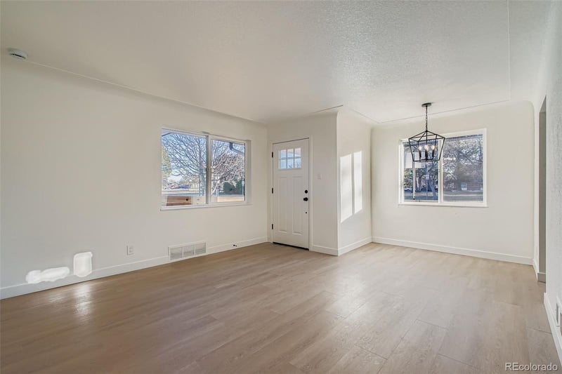 3501 Holly St, Denver, CO 80207