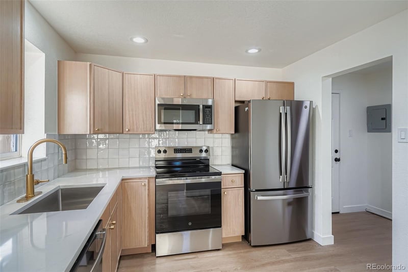 3501 Holly St, Denver, CO 80207