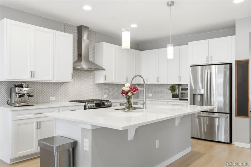 8948 Delacorte St, Highlands Ranch, CO 80129