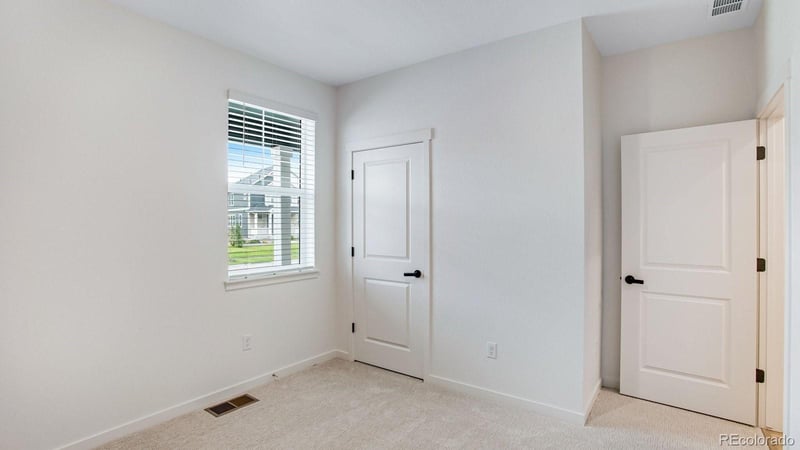 1727 Knobby Pine Dr, Fort Collins, CO 80528