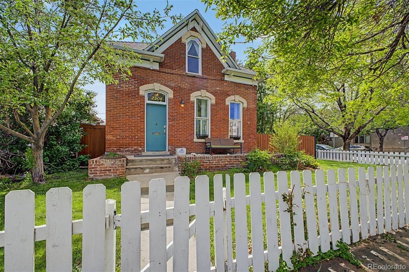 2504 Glenarm Pl, Denver, CO 80205