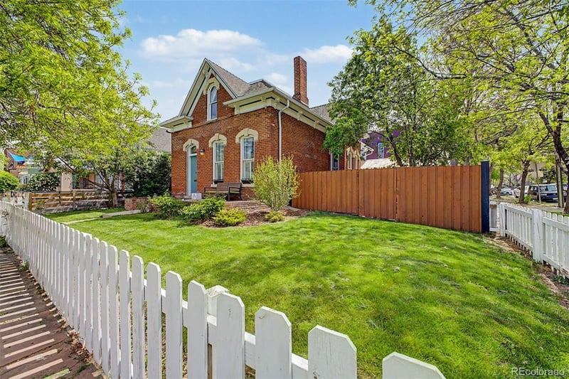 2504 Glenarm Pl, Denver, CO 80205