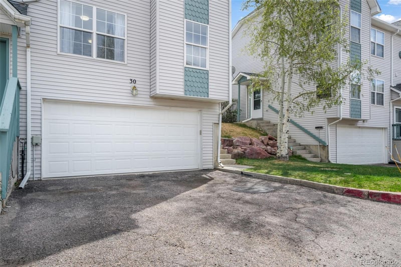 30 Vale Cir, Palmer Lake, CO 80133