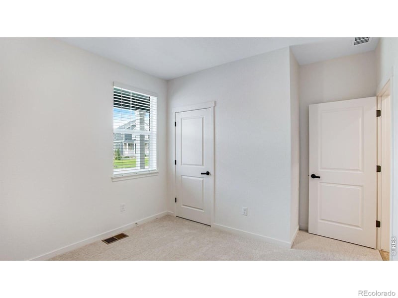 1727 Knobby Pine Dr, Fort Collins, CO 80528