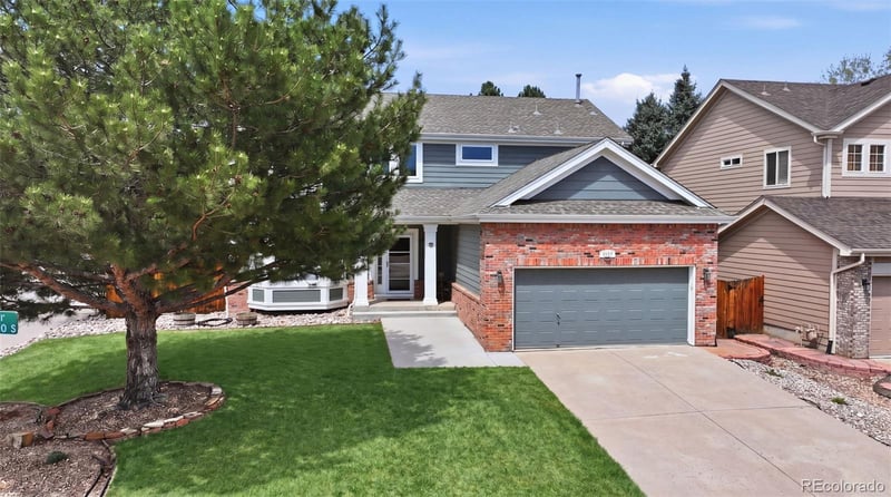 9837 Vandeventor Dr, Littleton, CO 80128