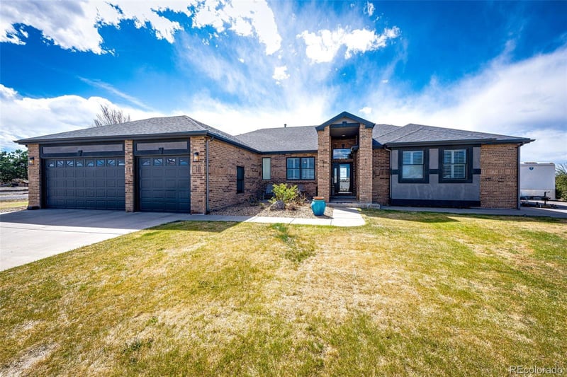 1283 Eclipse St, Watkins, CO 80137