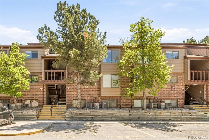 318 Wright St #104, Lakewood, CO 80228