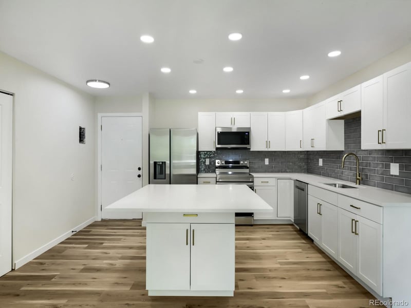 8330 Zuni St #223, Denver, CO 80221