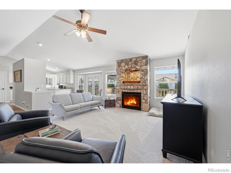 338 Hawthorne Ave, Johnstown, CO 80534