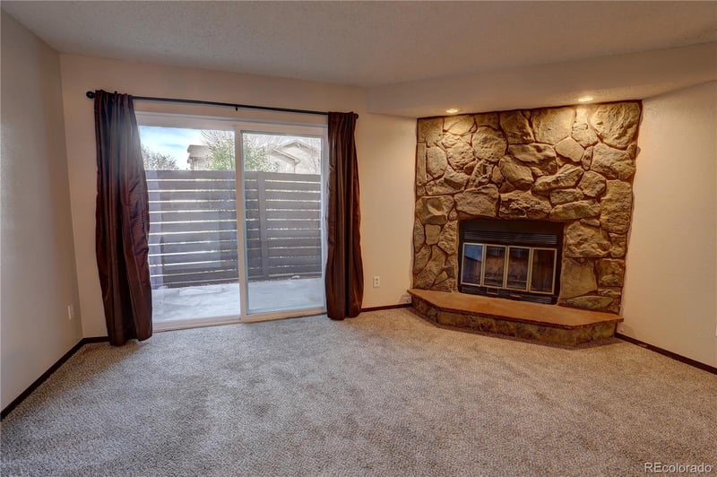 15594 Arizona Ave #106, Aurora, CO 80017