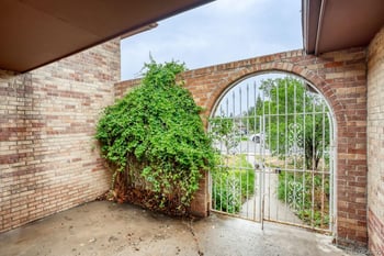 513 Magnolia Ln, Denver, CO 80224