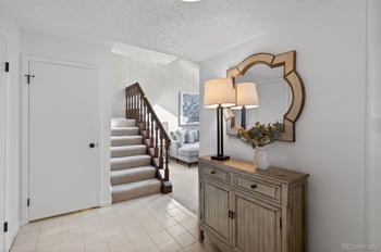 2558 S Vaughn Way #D, Aurora, CO 80014