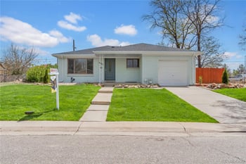 3040 Cimarron St, Aurora, CO 80011